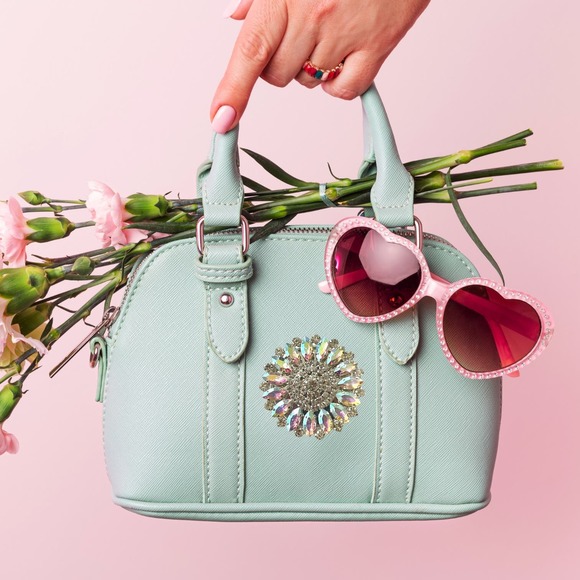 Prism Crystal Round Brooch Concho Handmade Magnetic Bag Charm - Picture 6 of 14